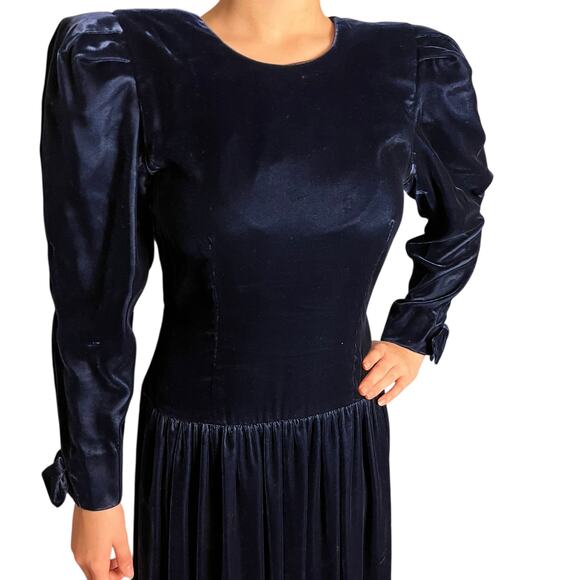 Talbots Vintage Blue Velvet Midi Dress 6 Puffed Sleeves Renaissance Regal - Picture 2 of 6